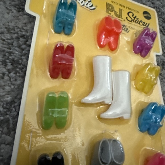 Vintage Barbie 1969 Mattel Teen Fashion Barbie Shoe Pak Foot Lights Brand New - Picture 4 of 6